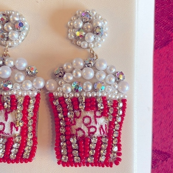Brand New Piper K Hand Beaded Movie Popcorn Drop Earrings - Picture 5 of 11